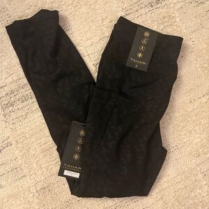 Tahari Black Subtle Leopard Print High-Waist Leggings